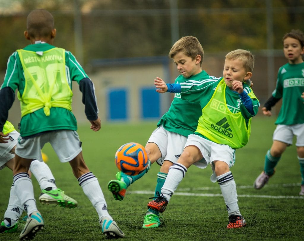 Niños fútbol