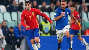 Lee más sobre el artículo El ataque de ‘La Roja’: ¿Qué delantero encaja mejor?