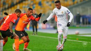 Lire la suite à propos de l’article LE NOUVEAU VINICIUS 21/22