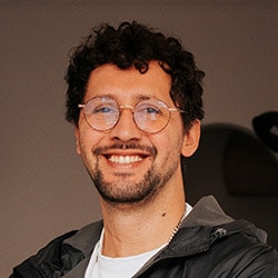 Yasser Corona