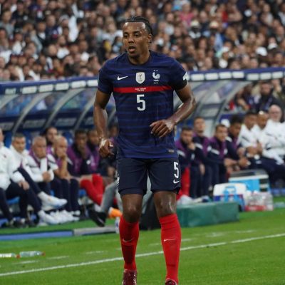Jules Koundé – Xavi’s Centre Back