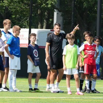 The coach in the initiation period: What characteristics should they have?