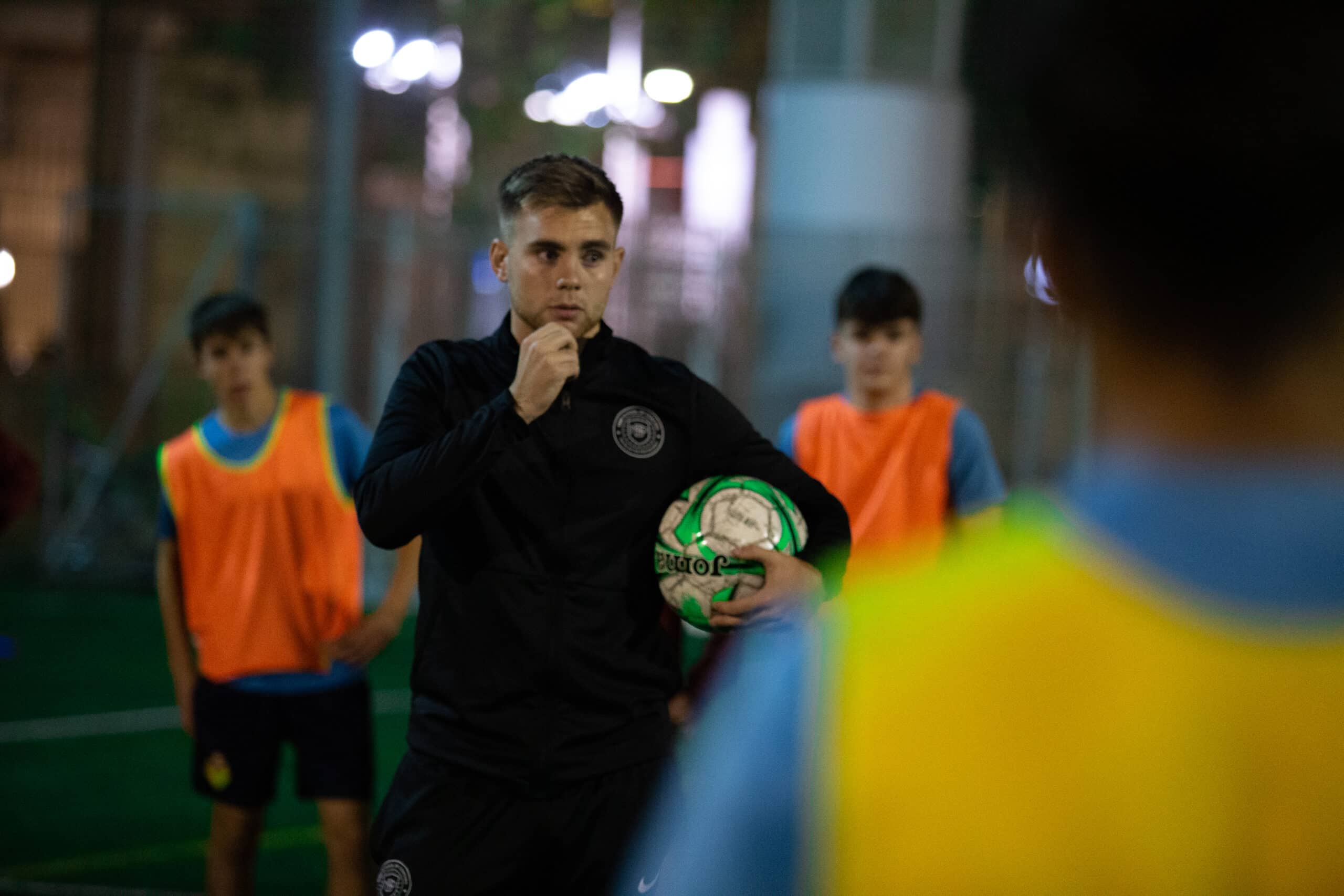 You are currently viewing The 5 Types of Training Tasks to Ensure the Improvement of your Youth Players