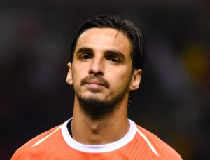 Lee más sobre el artículo Bryan Ruiz: «Los fundamentos son muy importantes para el jugador y para el equipo»