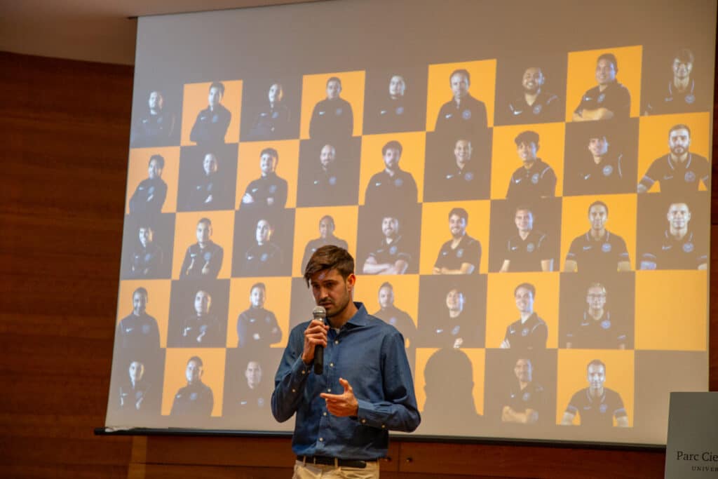 Entrenadores,MBP School,Graduación