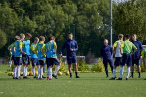 Lee más sobre el artículo 4 claves para potenciar el aprendizaje de tus jugadores en las sesiones de entrenamiento 